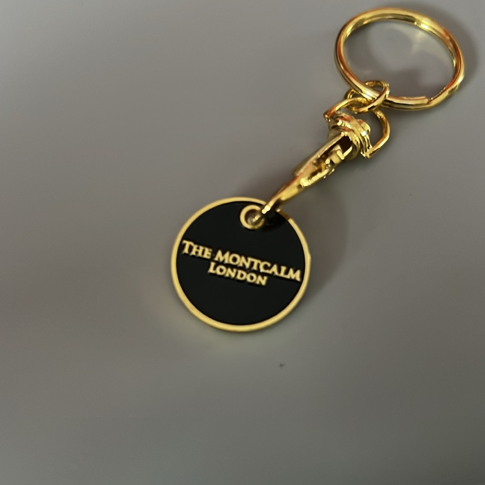 KEY RING , THE MONTCALM LONDON - Picture 3 of 3